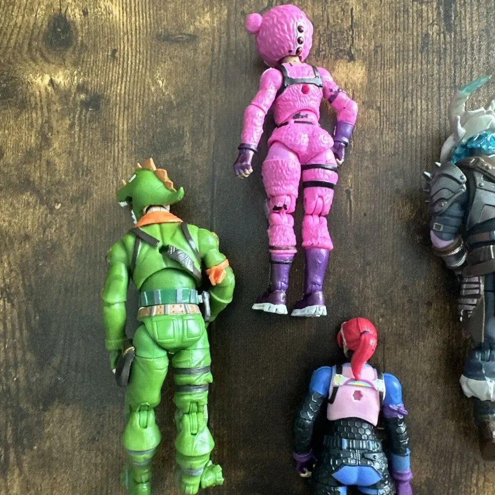Jazwares Fortnite Squad Mode 4 Figure Pack